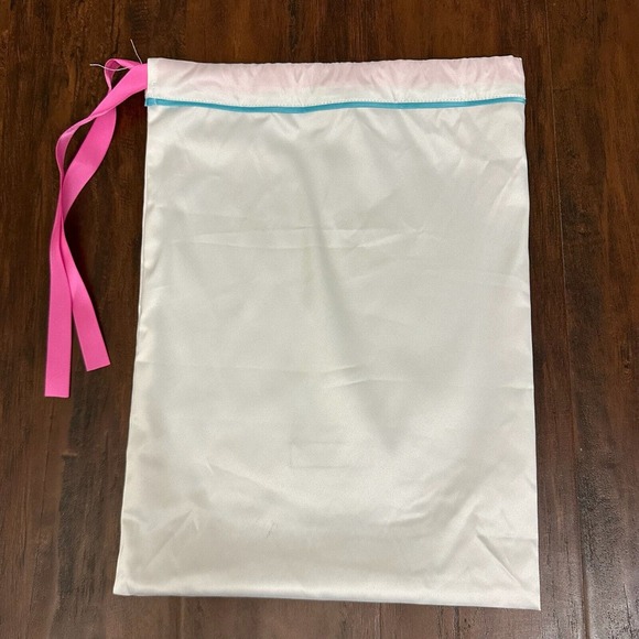 NWT GENERATION LOVE Kim Pajama Shorts Set in White Rainbow - Picture 16 of 16